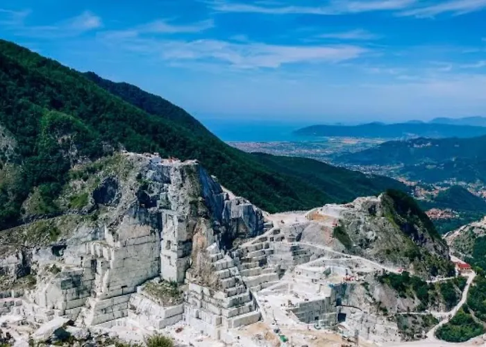 Maremonti Massa (Tuscany)